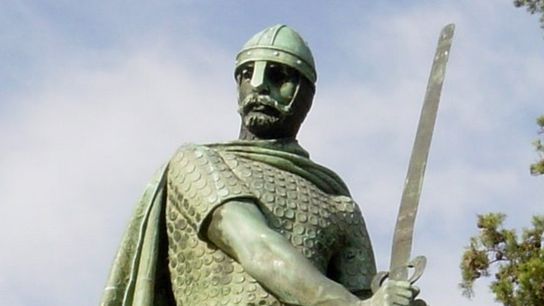 Europe's First Nation-State (That is where we get the grey hair) taken Guimarães (History )